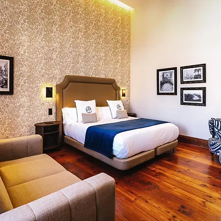 Boutique Cordial Plaza Mayor De Santa Ana 4*