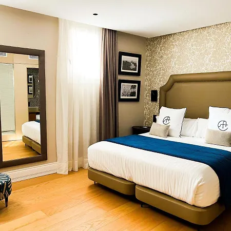 Boutique Cordial Plaza Mayor De Santa Ana Hotell 4*