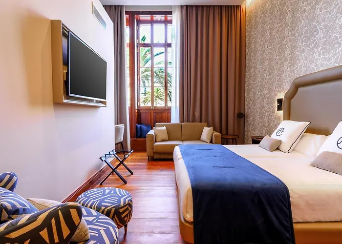 Boutique Cordial Plaza Mayor De Santa Ana