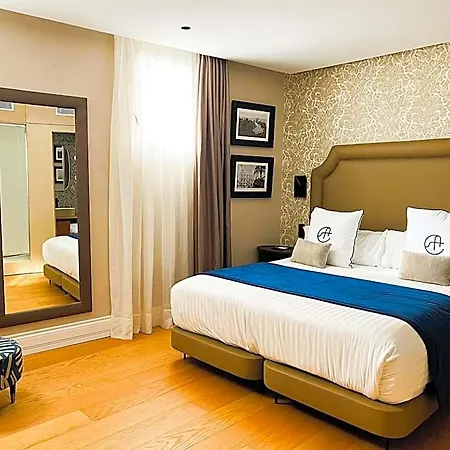 Boutique Cordial Plaza Mayor De Santa Ana Szálloda 4*