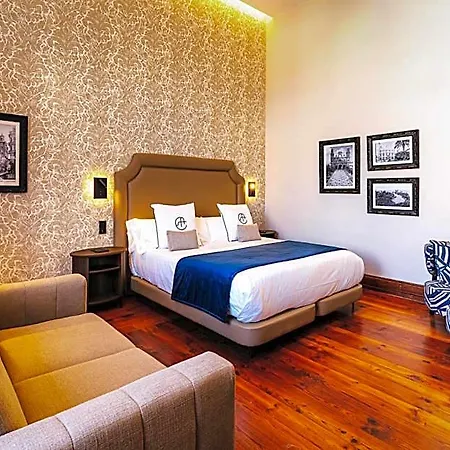 Boutique Cordial Plaza Mayor De Santa Ana 4*