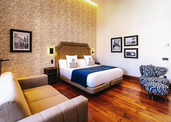 Boutique Cordial Plaza Mayor De Santa Ana 4*