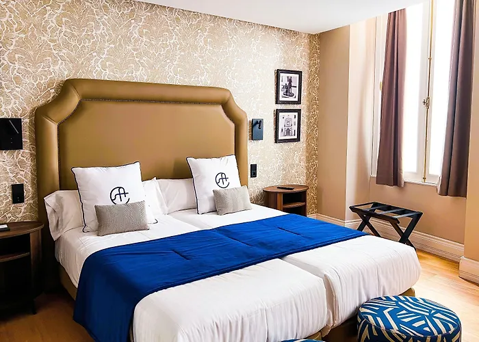 Ξενοδοχείο Boutique Cordial Plaza Mayor De Santa Ana 4*